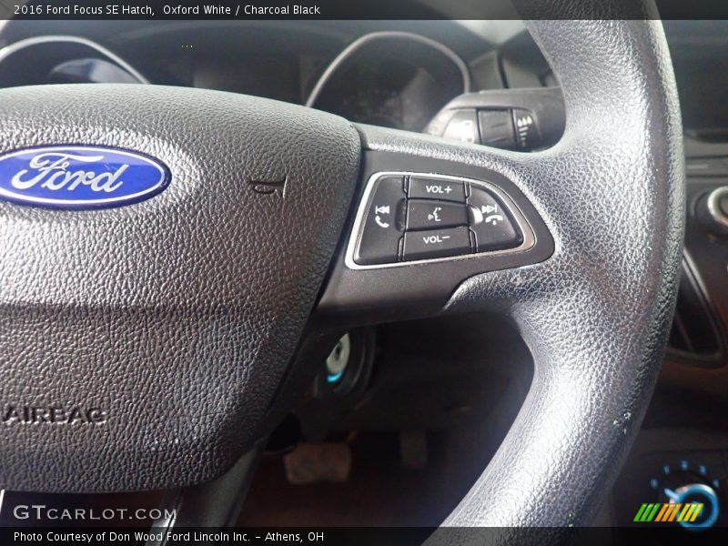 Oxford White / Charcoal Black 2016 Ford Focus SE Hatch