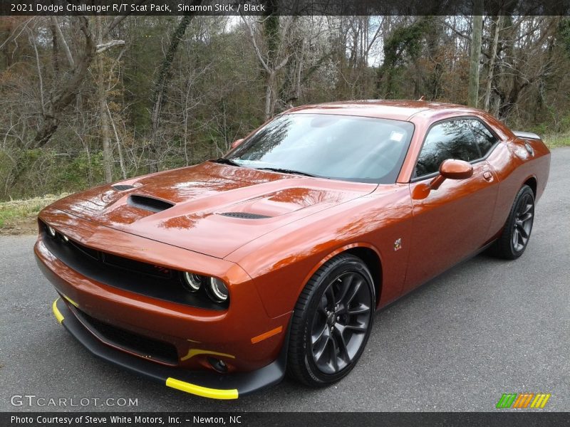 Sinamon Stick / Black 2021 Dodge Challenger R/T Scat Pack