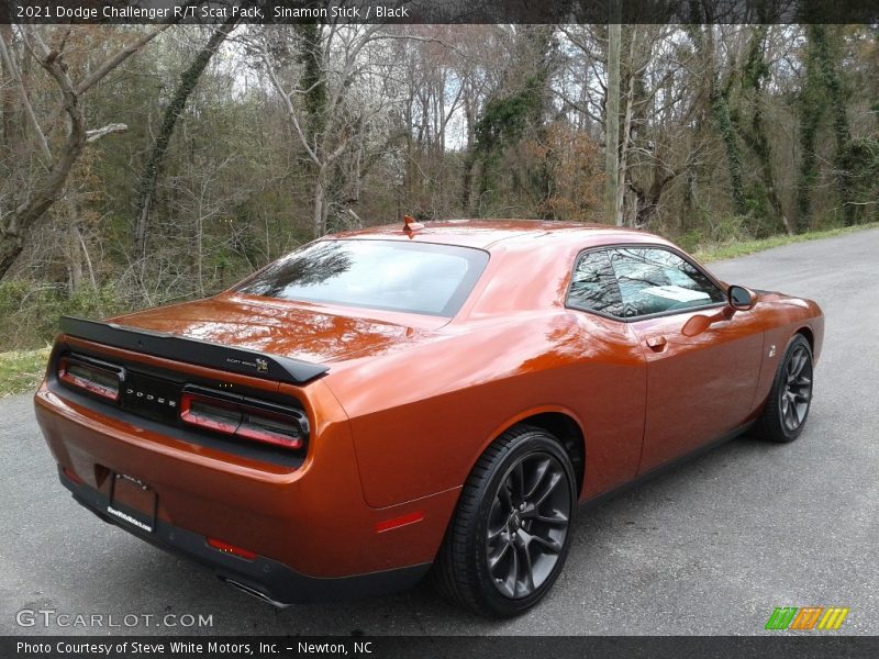 Sinamon Stick / Black 2021 Dodge Challenger R/T Scat Pack