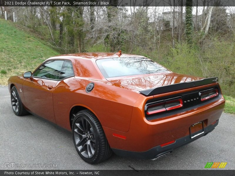 Sinamon Stick / Black 2021 Dodge Challenger R/T Scat Pack