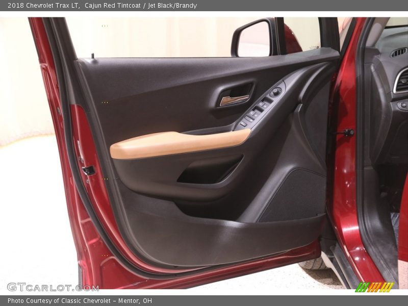 Cajun Red Tintcoat / Jet Black/Brandy 2018 Chevrolet Trax LT
