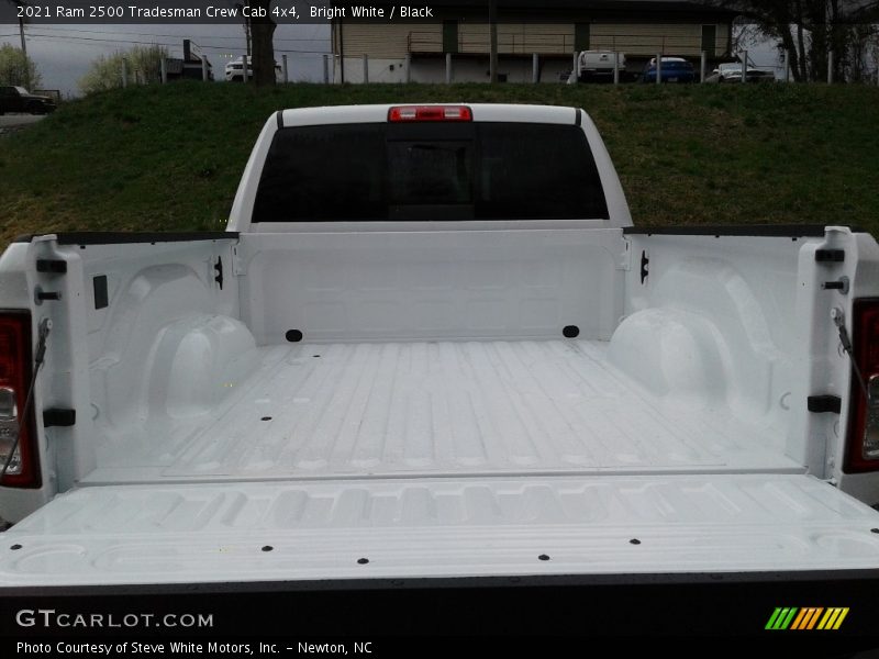 Bright White / Black 2021 Ram 2500 Tradesman Crew Cab 4x4