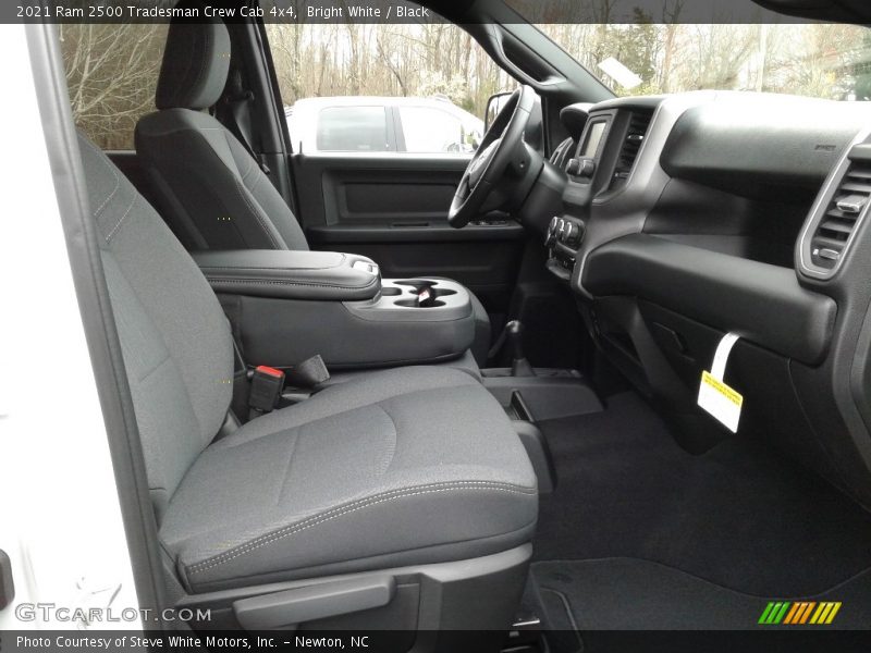 Bright White / Black 2021 Ram 2500 Tradesman Crew Cab 4x4