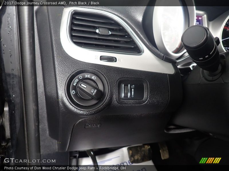 Pitch Black / Black 2017 Dodge Journey Crossroad AWD