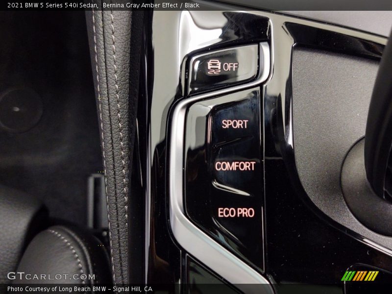 Bernina Gray Amber Effect / Black 2021 BMW 5 Series 540i Sedan