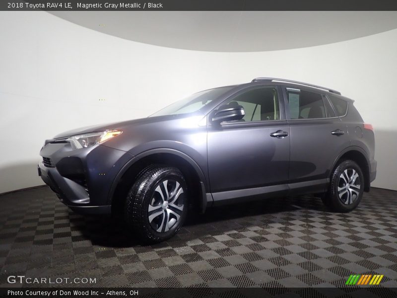 Magnetic Gray Metallic / Black 2018 Toyota RAV4 LE