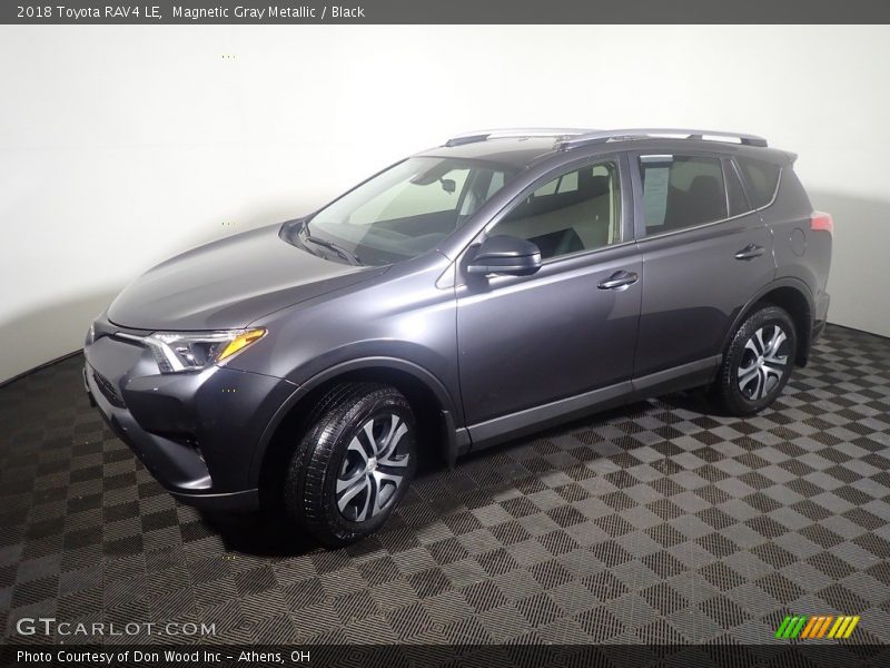 Magnetic Gray Metallic / Black 2018 Toyota RAV4 LE