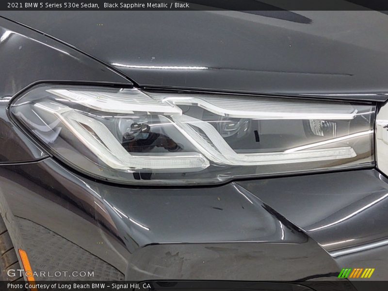 Black Sapphire Metallic / Black 2021 BMW 5 Series 530e Sedan