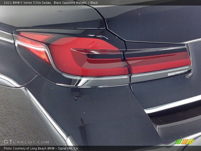 Black Sapphire Metallic / Black 2021 BMW 5 Series 530e Sedan