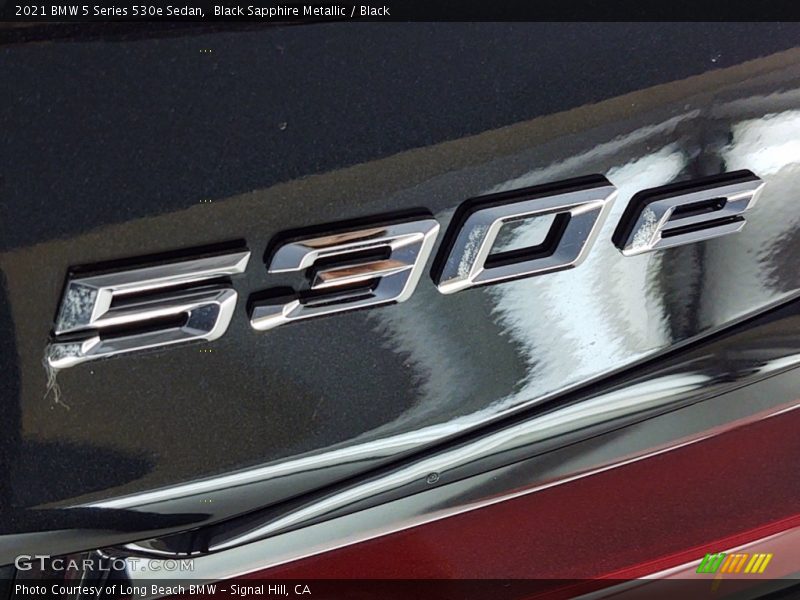Black Sapphire Metallic / Black 2021 BMW 5 Series 530e Sedan