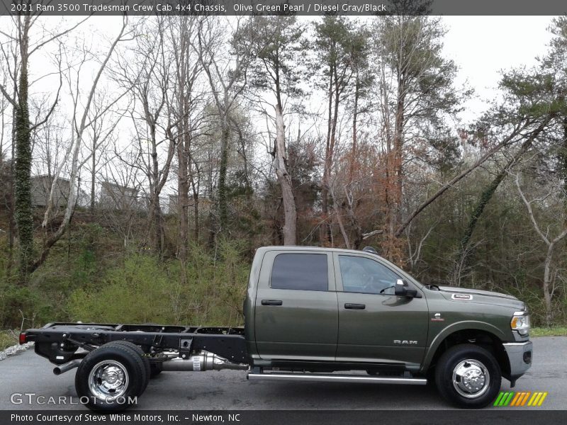  2021 3500 Tradesman Crew Cab 4x4 Chassis Olive Green Pearl