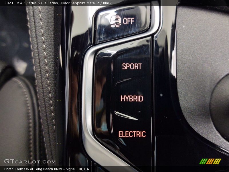 Black Sapphire Metallic / Black 2021 BMW 5 Series 530e Sedan