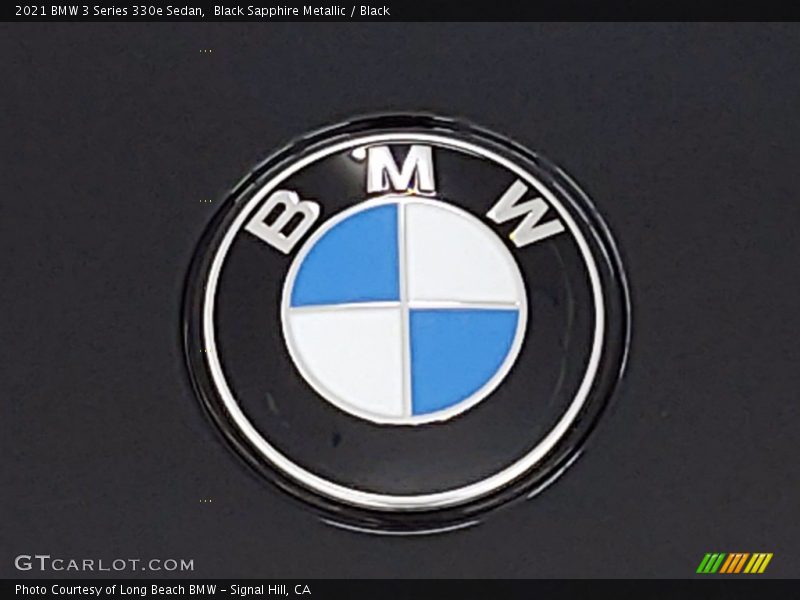 Black Sapphire Metallic / Black 2021 BMW 3 Series 330e Sedan