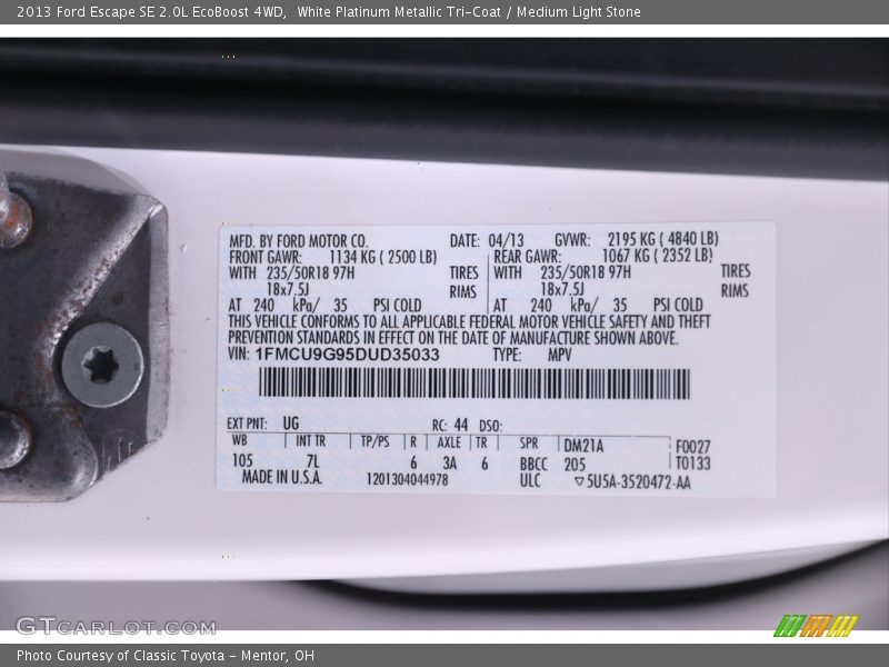 White Platinum Metallic Tri-Coat / Medium Light Stone 2013 Ford Escape SE 2.0L EcoBoost 4WD