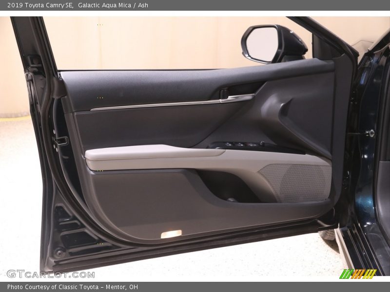 Galactic Aqua Mica / Ash 2019 Toyota Camry SE