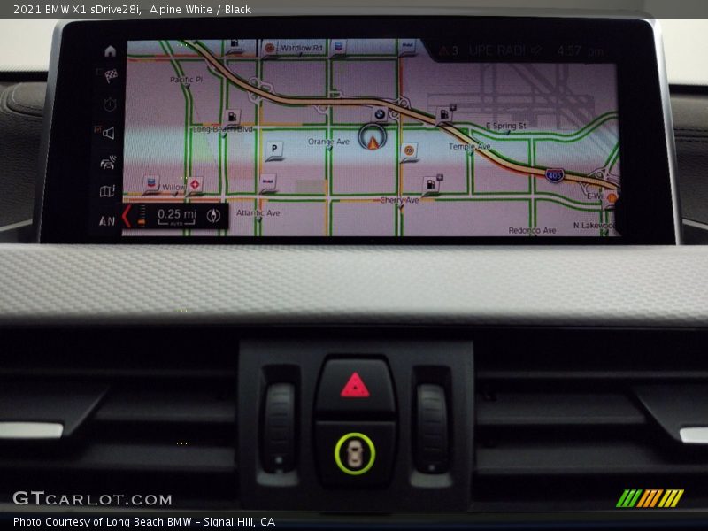 Alpine White / Black 2021 BMW X1 sDrive28i