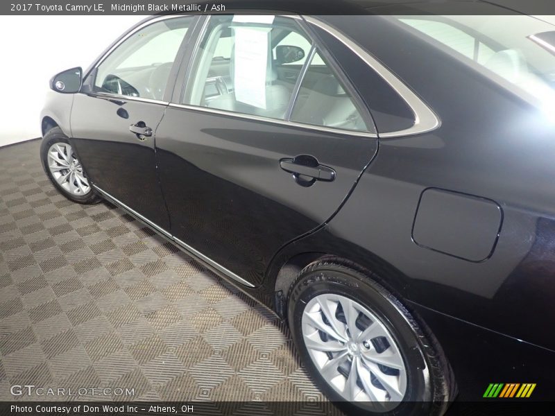Midnight Black Metallic / Ash 2017 Toyota Camry LE