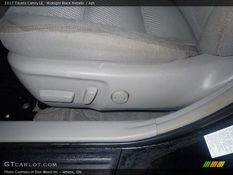 Midnight Black Metallic / Ash 2017 Toyota Camry LE