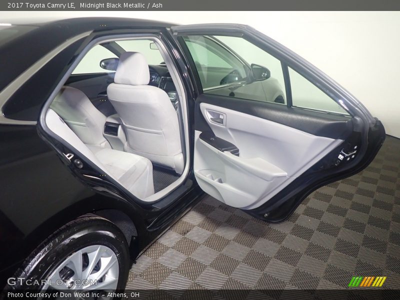 Midnight Black Metallic / Ash 2017 Toyota Camry LE