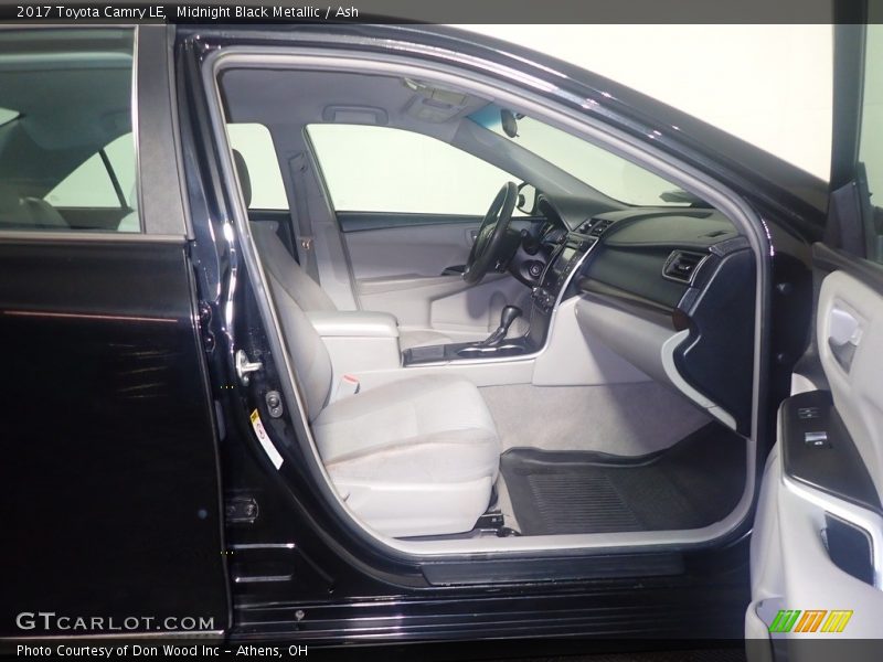 Midnight Black Metallic / Ash 2017 Toyota Camry LE