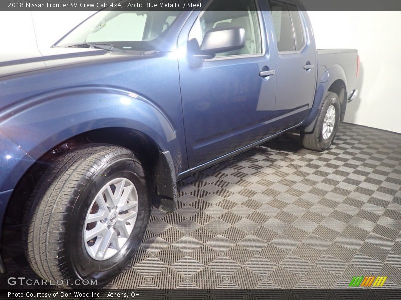 Arctic Blue Metallic / Steel 2018 Nissan Frontier SV Crew Cab 4x4