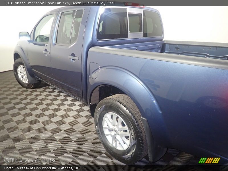 Arctic Blue Metallic / Steel 2018 Nissan Frontier SV Crew Cab 4x4