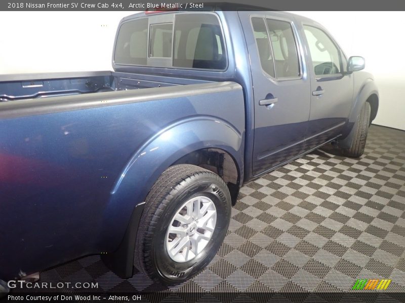 Arctic Blue Metallic / Steel 2018 Nissan Frontier SV Crew Cab 4x4