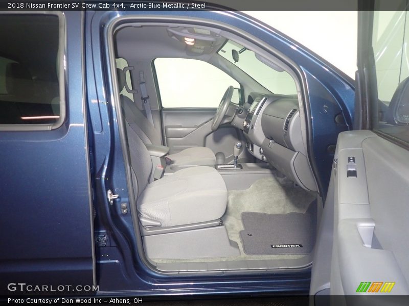 Arctic Blue Metallic / Steel 2018 Nissan Frontier SV Crew Cab 4x4
