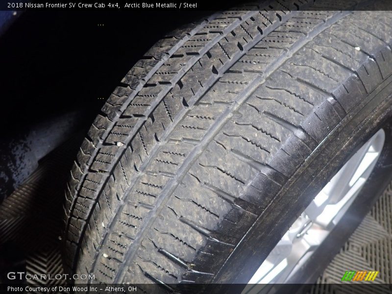 Arctic Blue Metallic / Steel 2018 Nissan Frontier SV Crew Cab 4x4