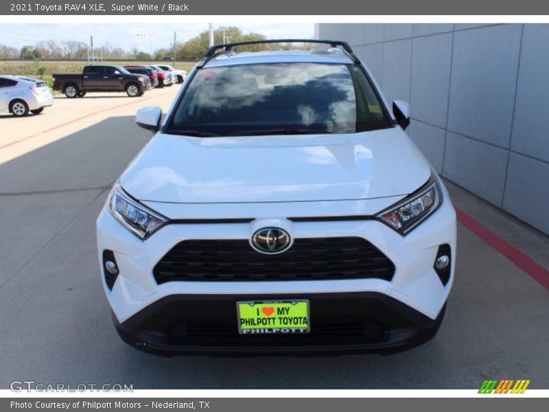 Super White / Black 2021 Toyota RAV4 XLE