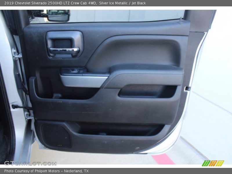 Silver Ice Metallic / Jet Black 2019 Chevrolet Silverado 2500HD LTZ Crew Cab 4WD