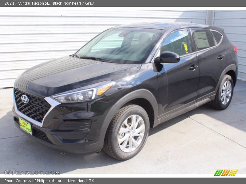 Black Noir Pearl / Gray 2021 Hyundai Tucson SE