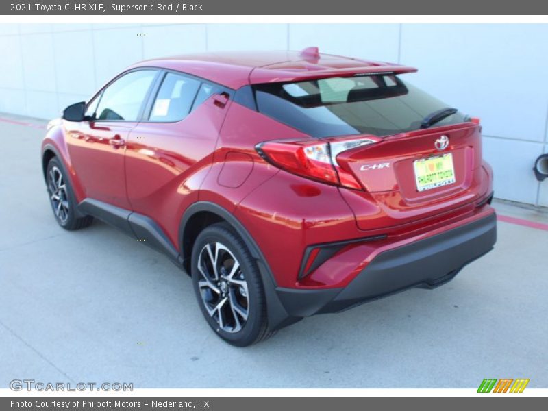 Supersonic Red / Black 2021 Toyota C-HR XLE