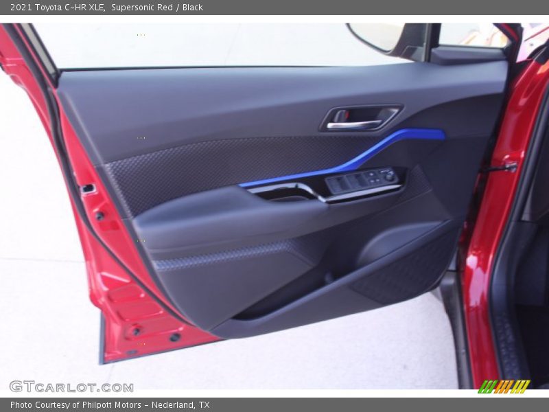 Supersonic Red / Black 2021 Toyota C-HR XLE