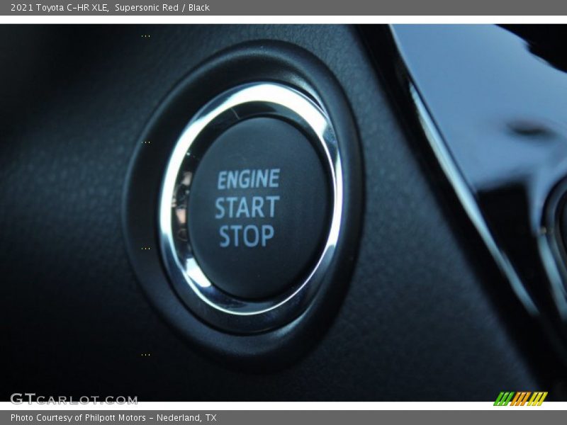 Supersonic Red / Black 2021 Toyota C-HR XLE
