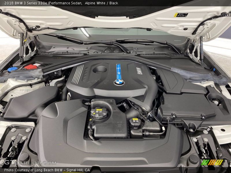 Alpine White / Black 2018 BMW 3 Series 330e iPerformance Sedan