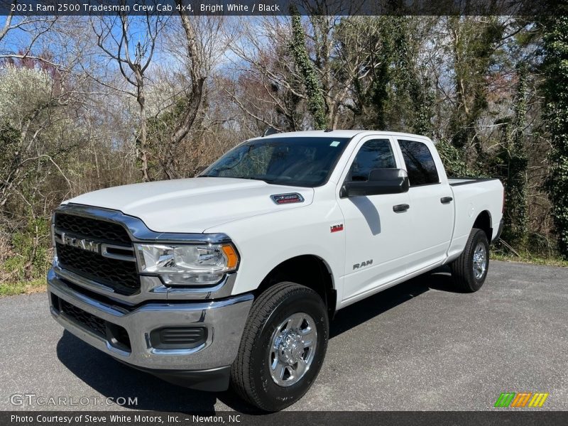 Bright White / Black 2021 Ram 2500 Tradesman Crew Cab 4x4