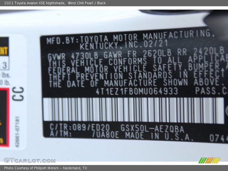 Wind Chill Pearl / Black 2021 Toyota Avalon XSE Nightshade