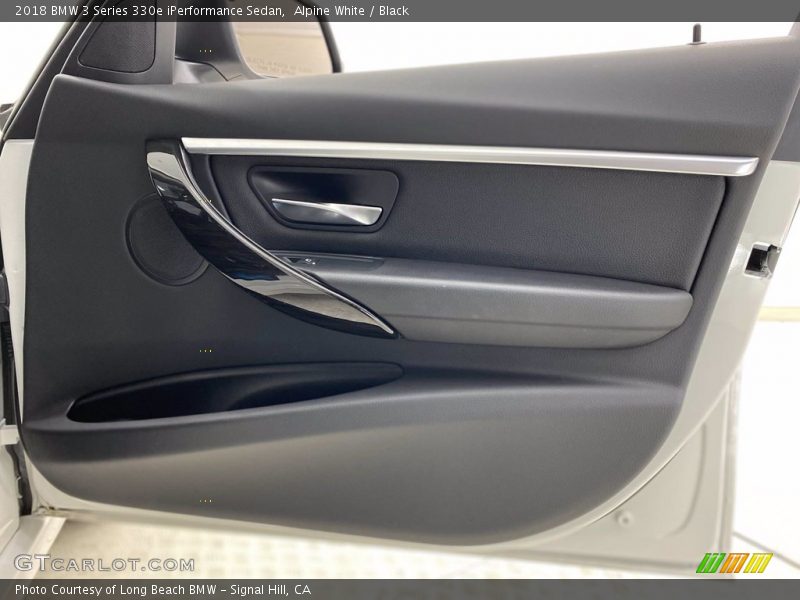 Alpine White / Black 2018 BMW 3 Series 330e iPerformance Sedan