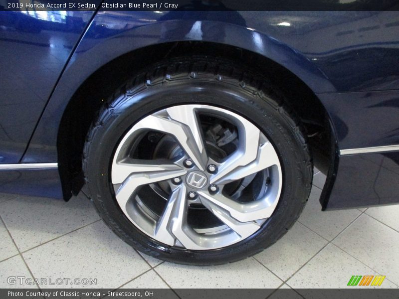 Obsidian Blue Pearl / Gray 2019 Honda Accord EX Sedan