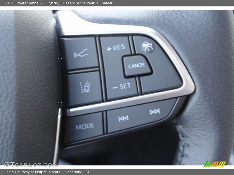 Blizzard White Pearl / Chateau 2021 Toyota Sienna XLE Hybrid