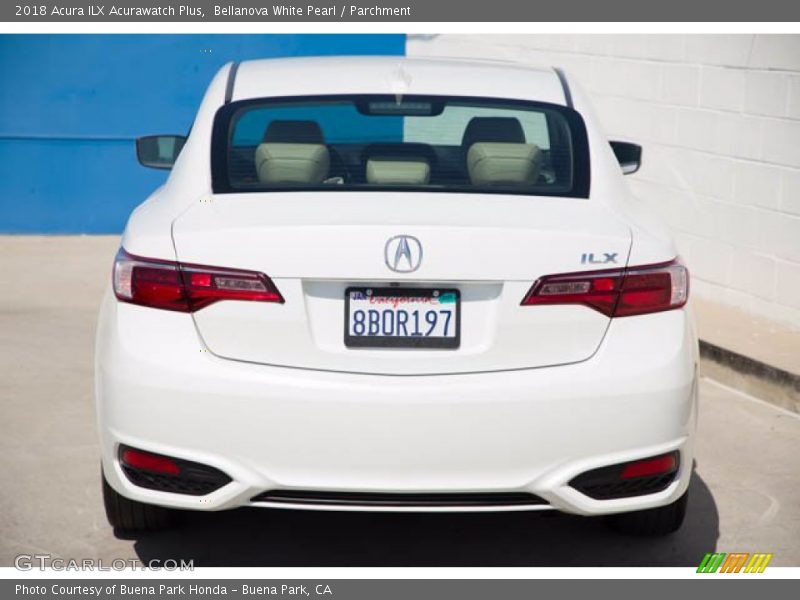 Bellanova White Pearl / Parchment 2018 Acura ILX Acurawatch Plus