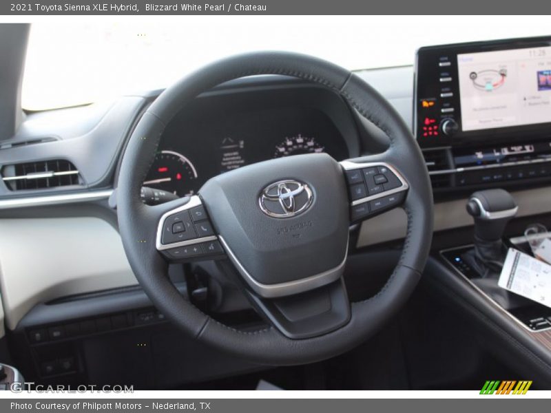 Blizzard White Pearl / Chateau 2021 Toyota Sienna XLE Hybrid