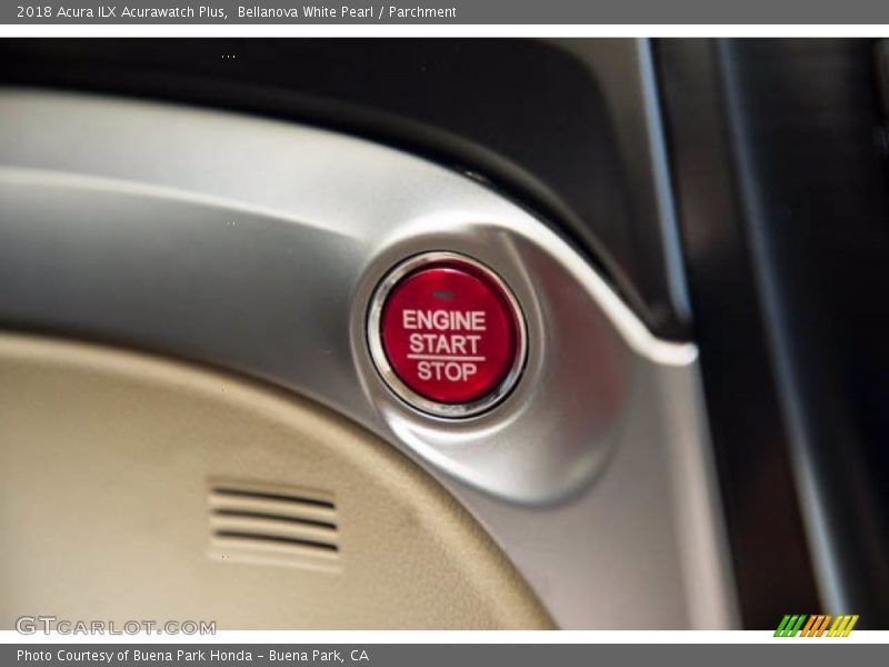 Bellanova White Pearl / Parchment 2018 Acura ILX Acurawatch Plus