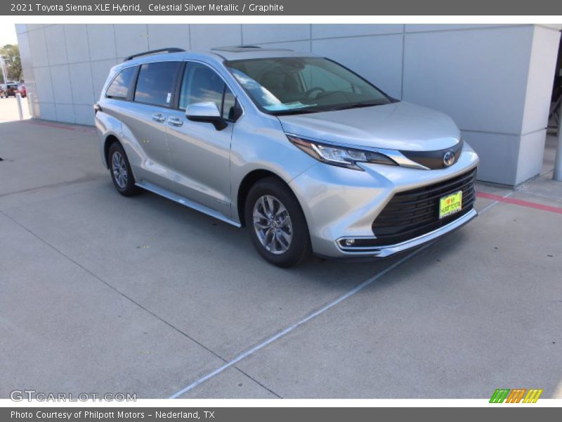 Celestial Silver Metallic / Graphite 2021 Toyota Sienna XLE Hybrid