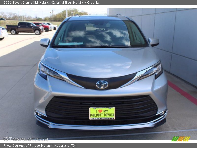 Celestial Silver Metallic / Graphite 2021 Toyota Sienna XLE Hybrid