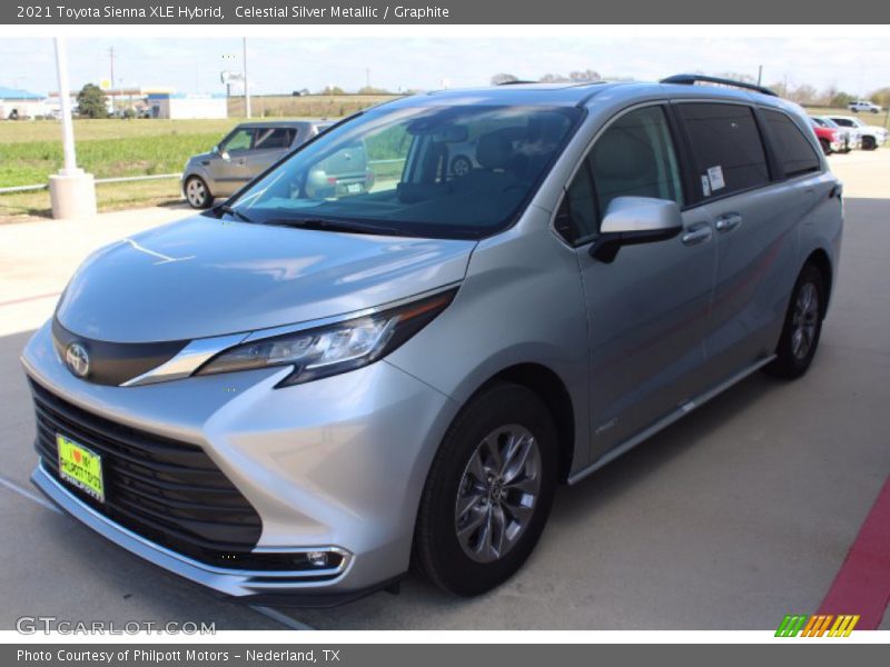 Celestial Silver Metallic / Graphite 2021 Toyota Sienna XLE Hybrid