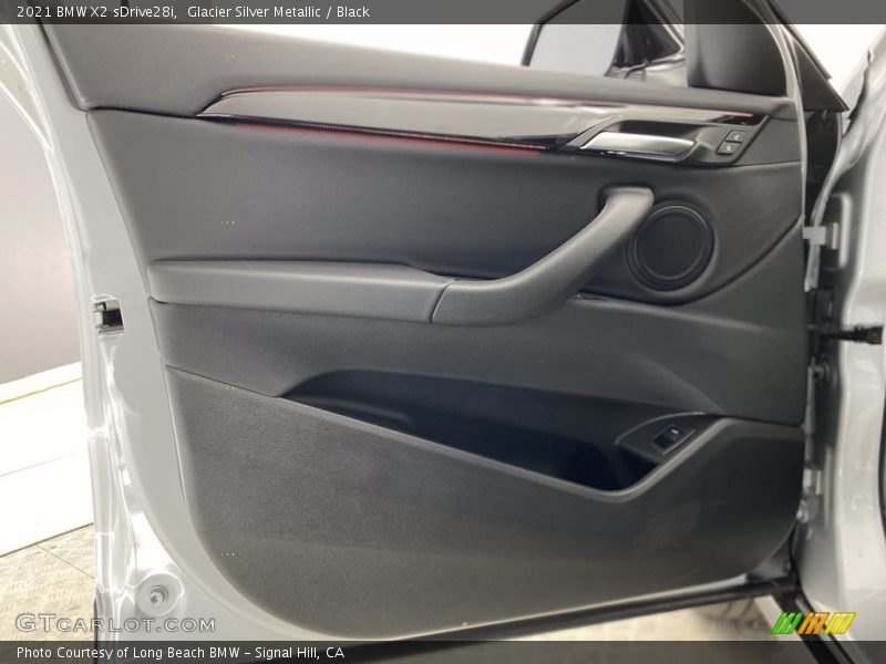 Glacier Silver Metallic / Black 2021 BMW X2 sDrive28i