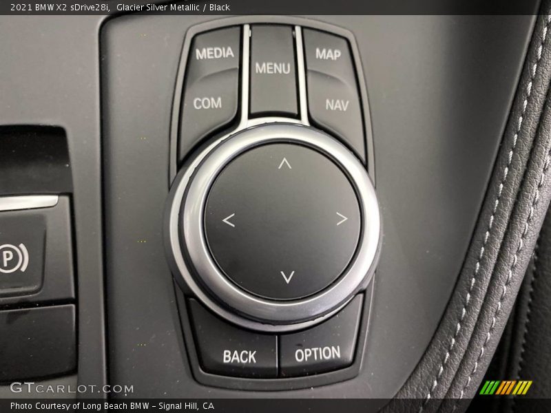 Glacier Silver Metallic / Black 2021 BMW X2 sDrive28i