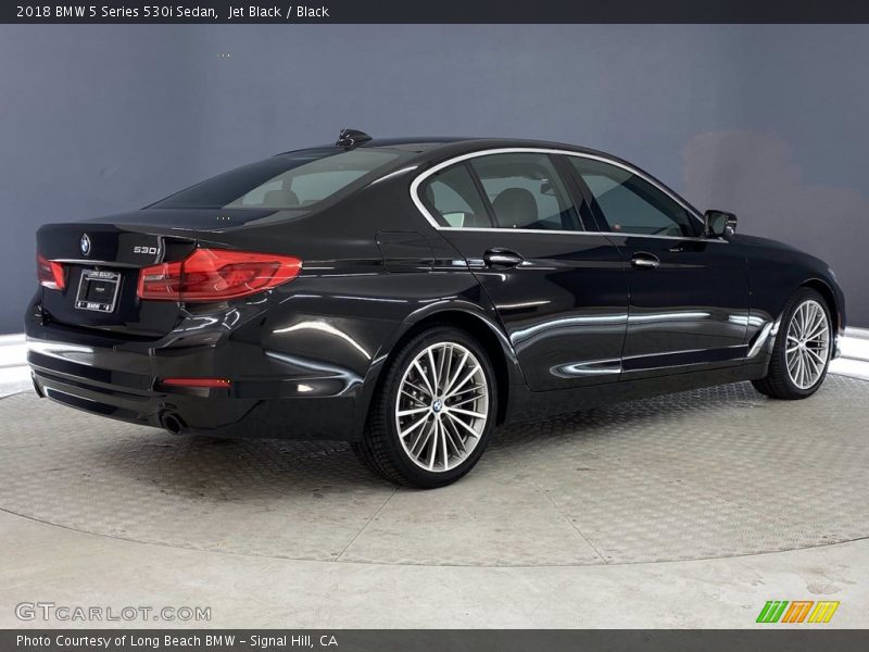 Jet Black / Black 2018 BMW 5 Series 530i Sedan